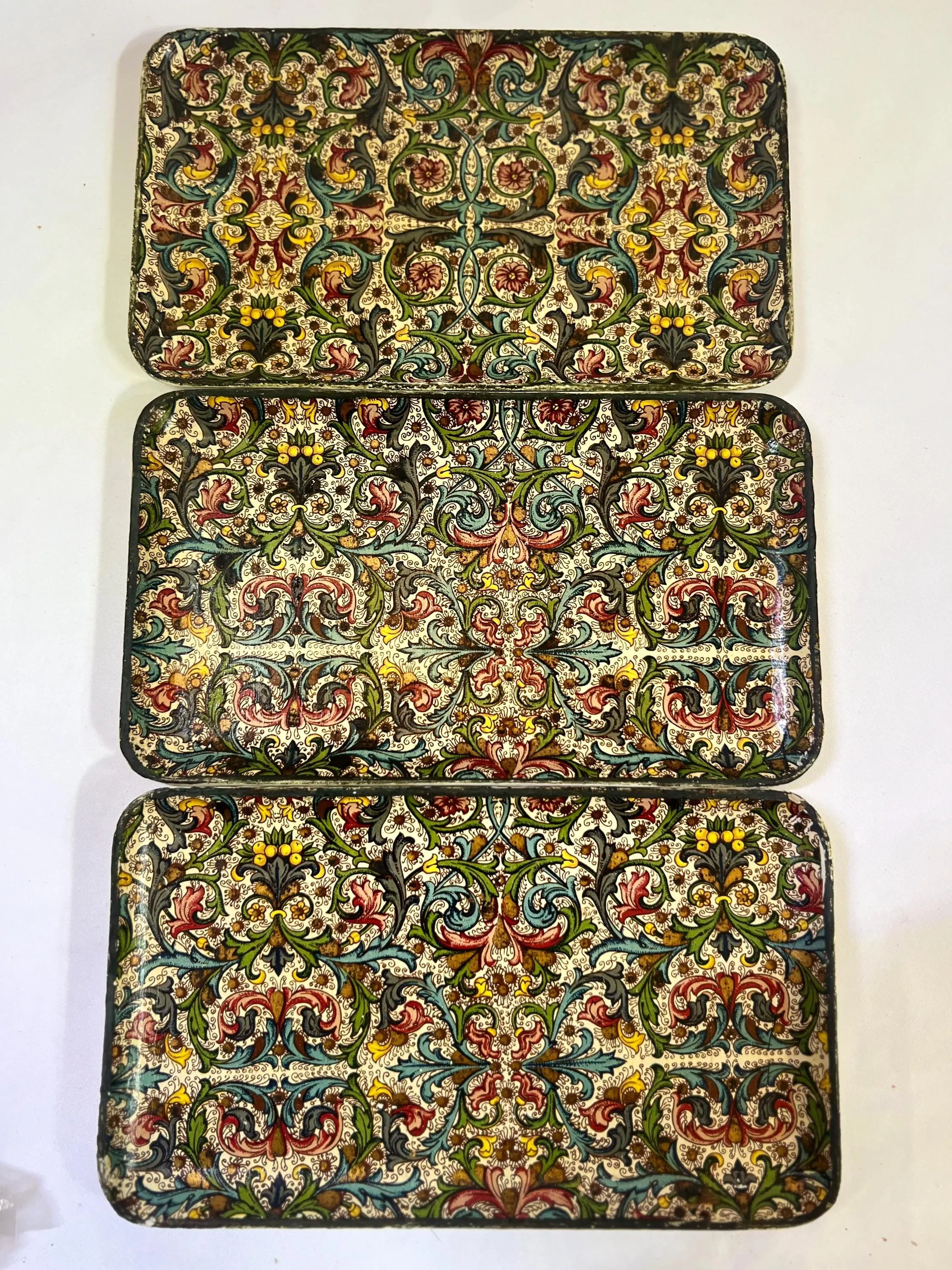 Alcohol Proof Paper Mache Tray - MCM - Red Roses