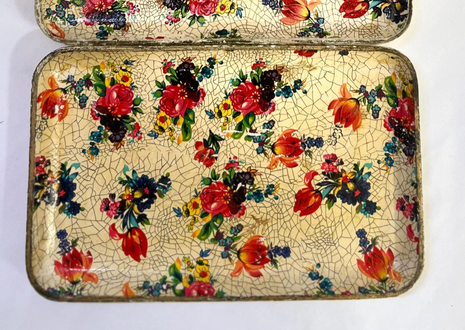 Alcohol Proof Paper Mache Tray - MCM - Red Roses