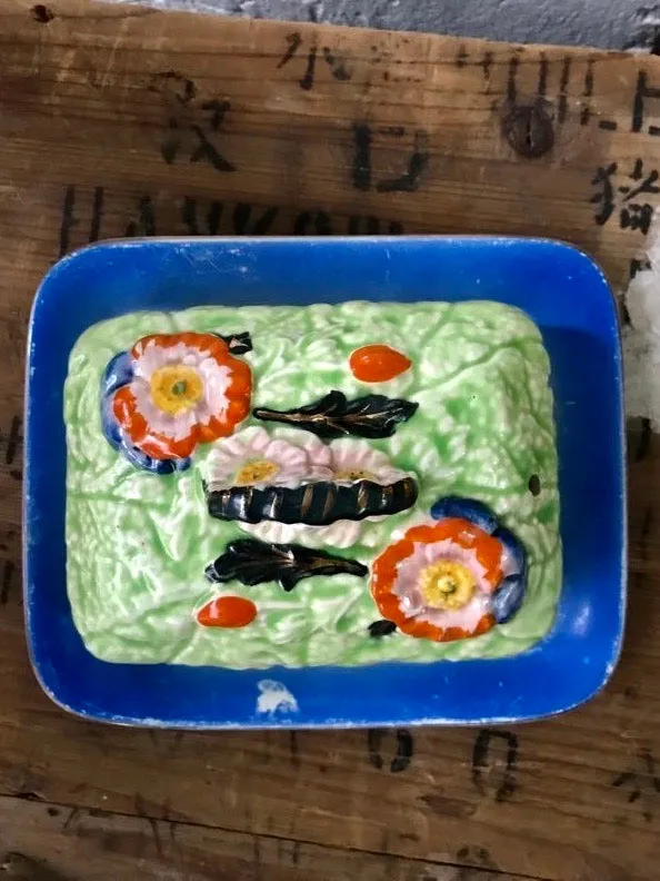 Amazing kitsch butter dish