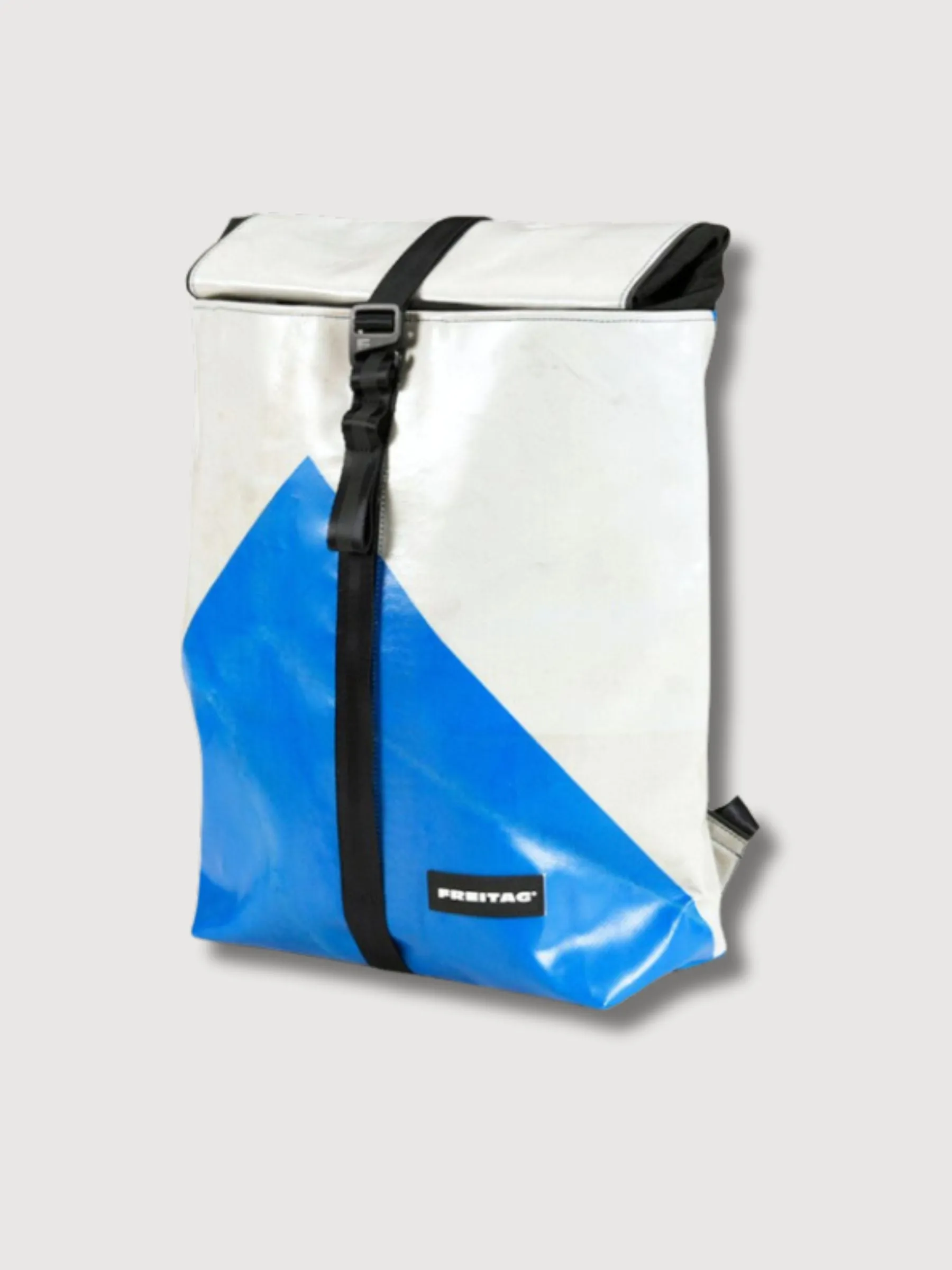 Backpack F155 Clapton Grey & Blue-Triangle In Used Truck Tarps | Freitag