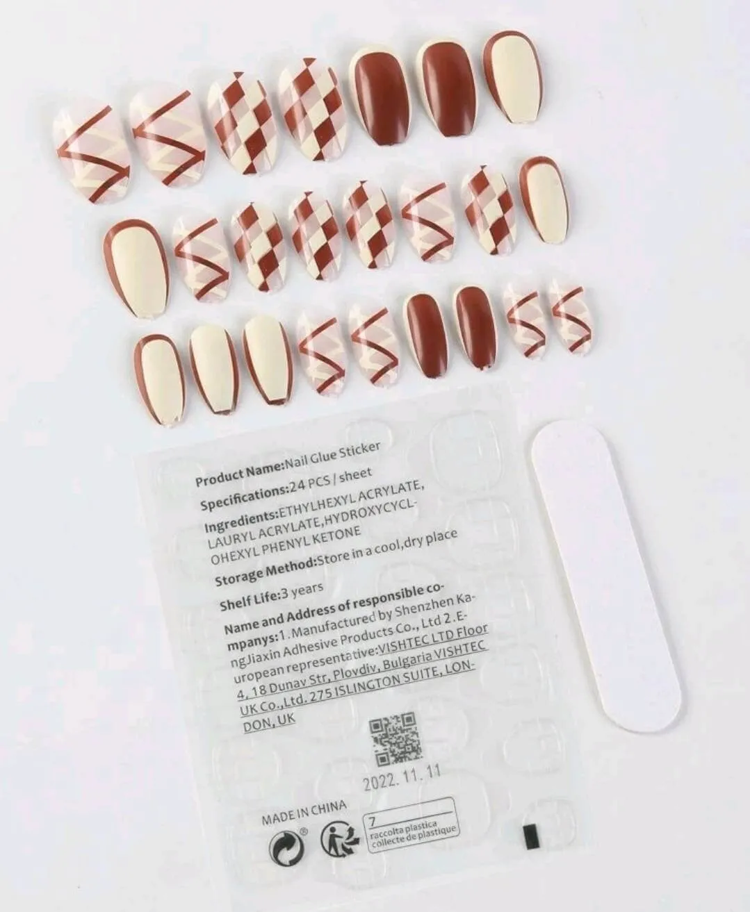Beauty - Nails - brown beige