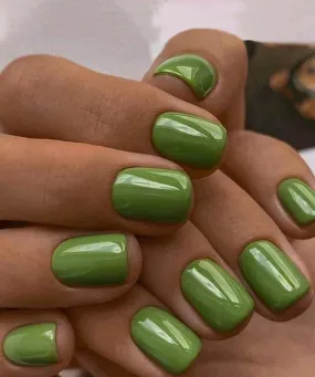 Beauty - Nails - short - bright green
