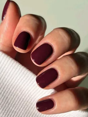 Beauty - Nails - short - burgundy