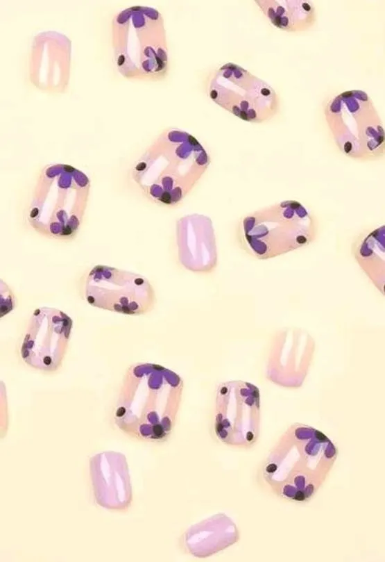 Beauty - Nails - short - purple floral