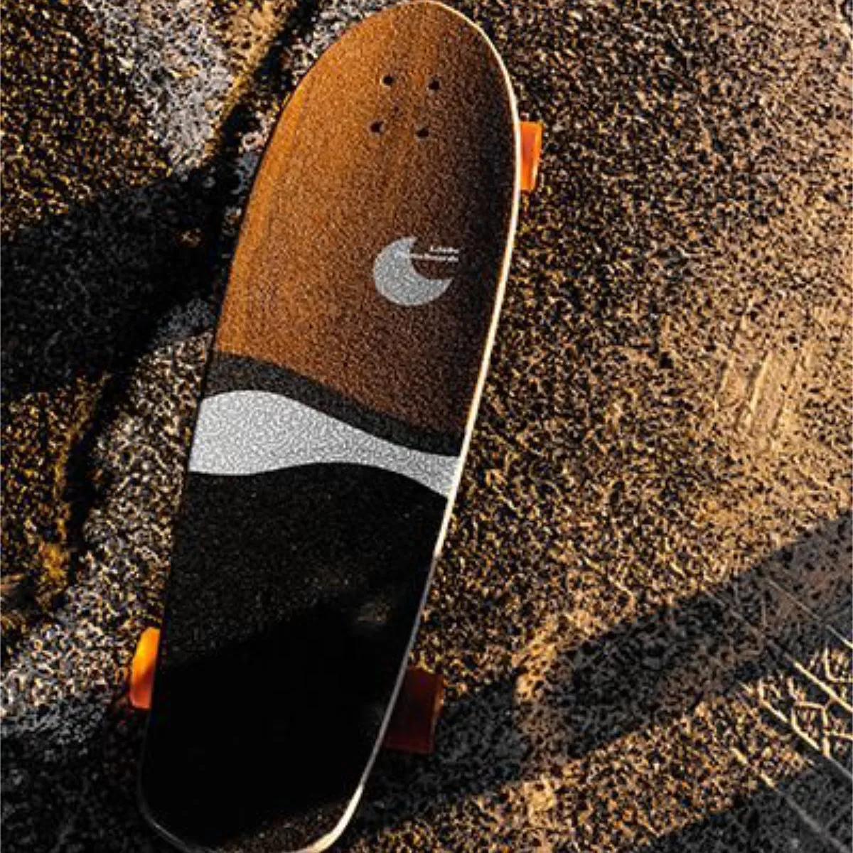 Globe Big Blazer Teak Oceans 32" Skateboard Complete