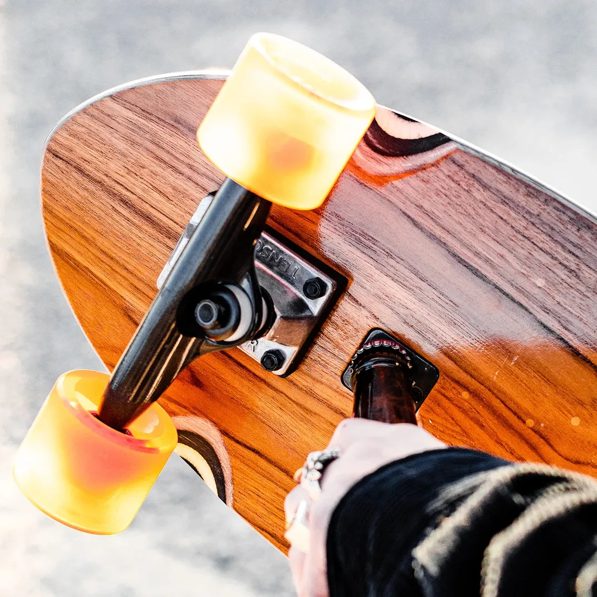 Globe Big Blazer Teak Oceans 32" Skateboard Complete